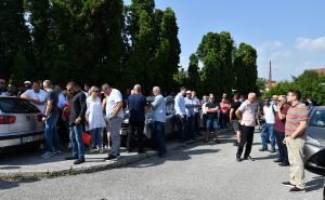 Foto: N.G / Radiosarajevo.ba / Građani na protestu podrške Osmanu Mehmedagiću